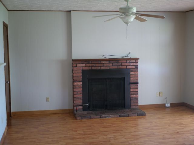 2264 E Nora Street, Springfield, MO 65803