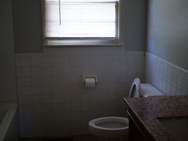 2264 E Nora Street, Springfield, MO 65803