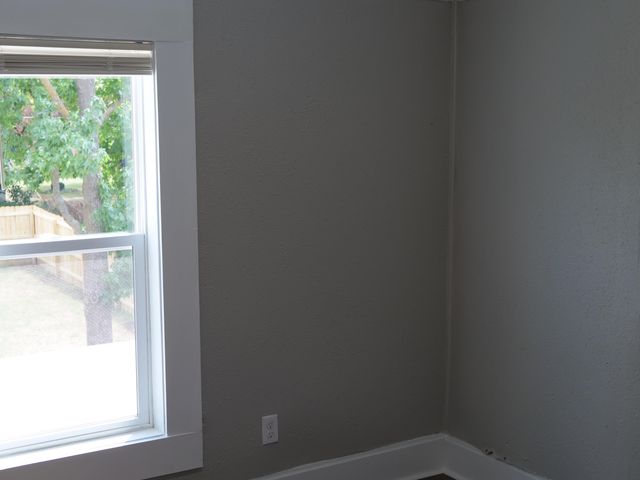 2264 E Nora Street, Springfield, MO 65803