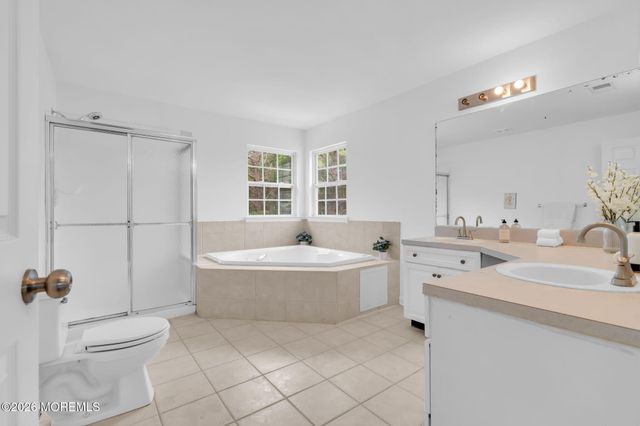 46 Woodview Drive, Howell, NJ 07731