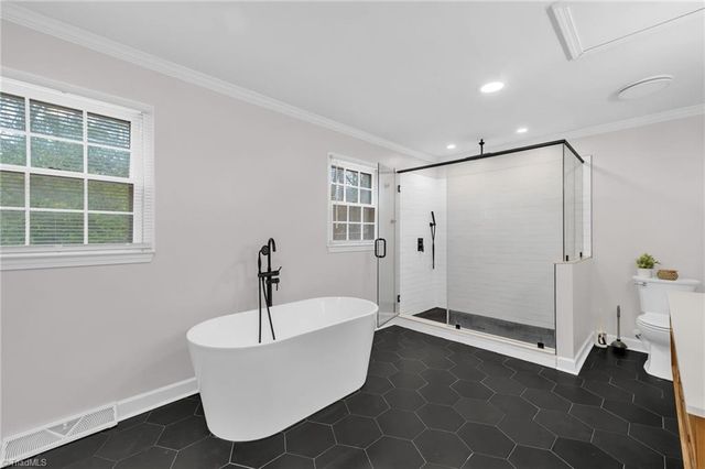 2108 Meadowbrook Terrace, Reidsville, NC 27320