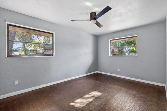 260 13TH STREET N, St Petersburg, FL 33705