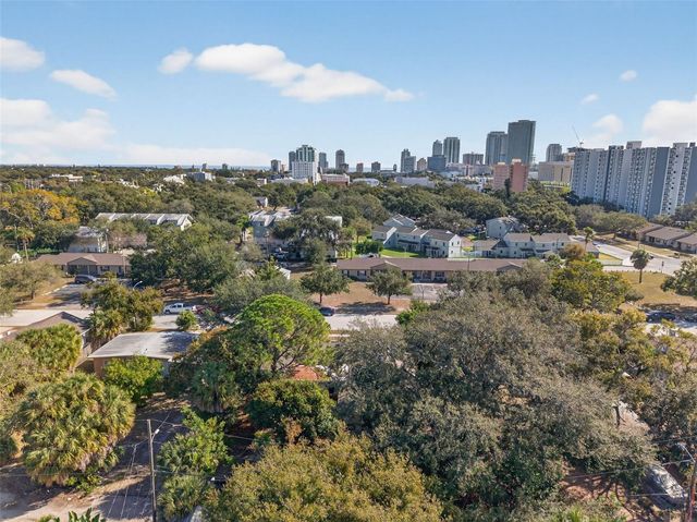 260 13TH STREET N, St Petersburg, FL 33705