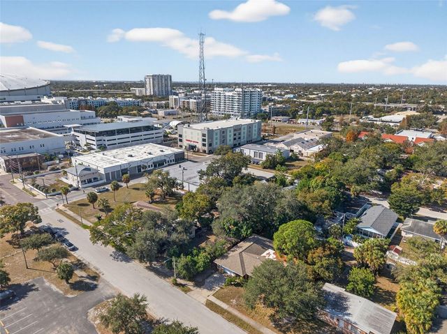 260 13TH STREET N, St Petersburg, FL 33705