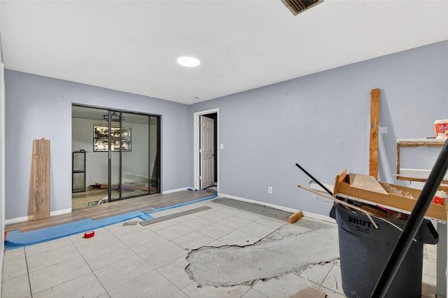 260 13TH STREET N, St Petersburg, FL 33705