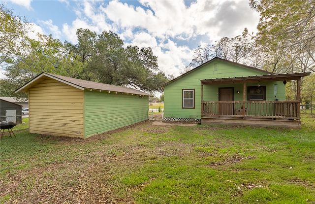 802 Hwy 21 W, Caldwell, TX 77836