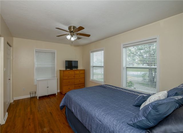 802 Hwy 21 W, Caldwell, TX 77836