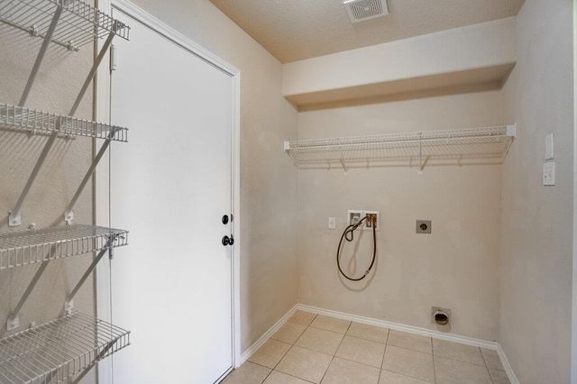 1206 Hensley DR, Leander, TX 78641