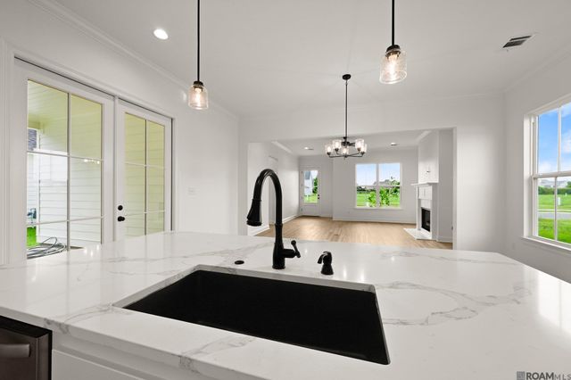 2510 Foreshore Avenue, Baton Rouge, LA 70810