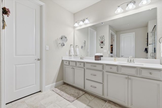 3740 Manchester, The Colony, TX 75056