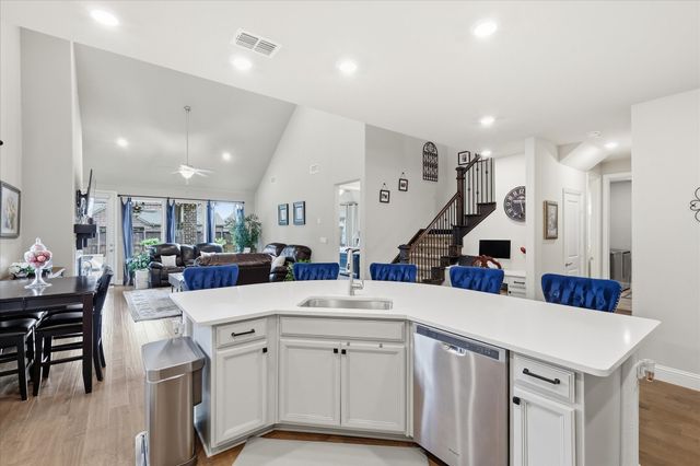 3740 Manchester, The Colony, TX 75056