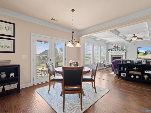 131 Rainwood Drive SW, Huntsville, AL 35824