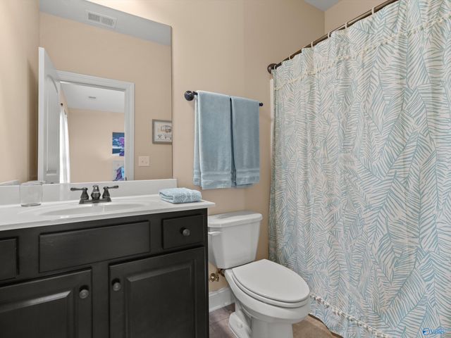 131 Rainwood Drive SW, Huntsville, AL 35824