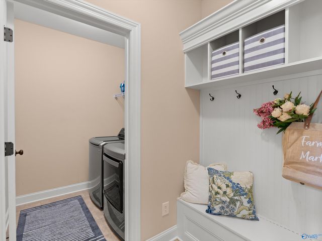 131 Rainwood Drive SW, Huntsville, AL 35824