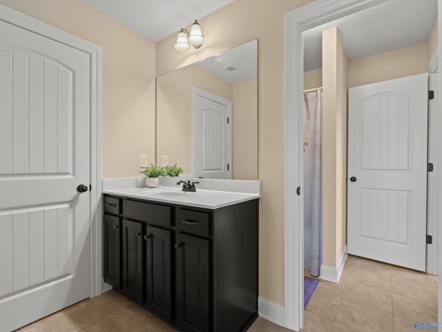 131 Rainwood Drive SW, Huntsville, AL 35824