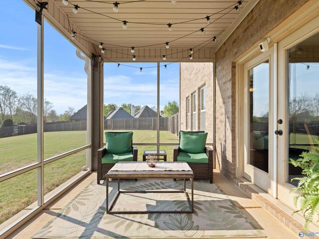 131 Rainwood Drive SW, Huntsville, AL 35824