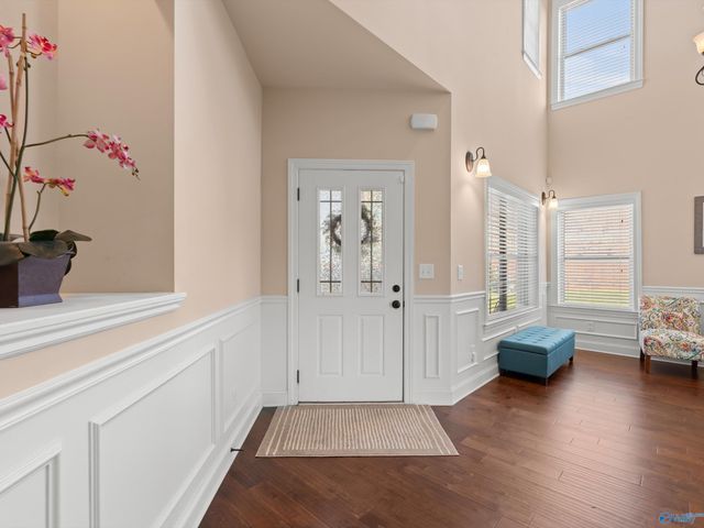 131 Rainwood Drive SW, Huntsville, AL 35824