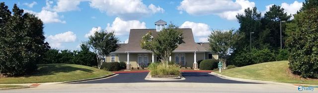 131 Rainwood Drive SW, Huntsville, AL 35824