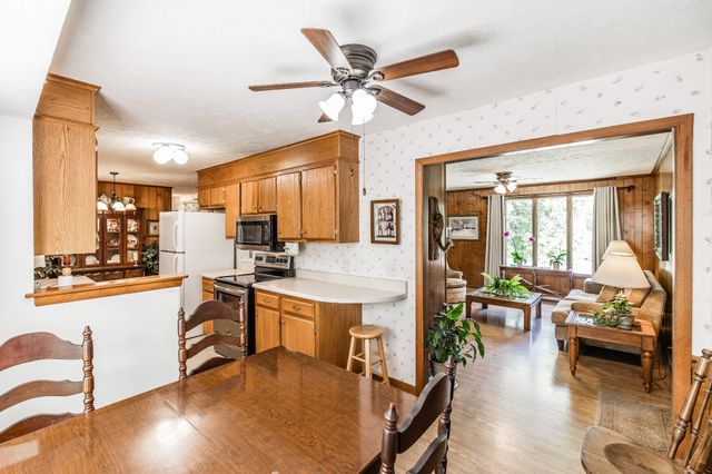 204 Bryan House Dr, Goodlettsville, TN 37072