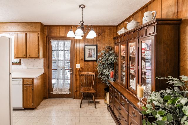 204 Bryan House Dr, Goodlettsville, TN 37072