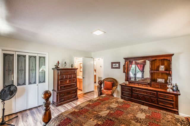 204 Bryan House Dr, Goodlettsville, TN 37072