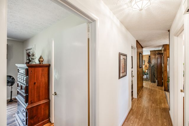 204 Bryan House Dr, Goodlettsville, TN 37072