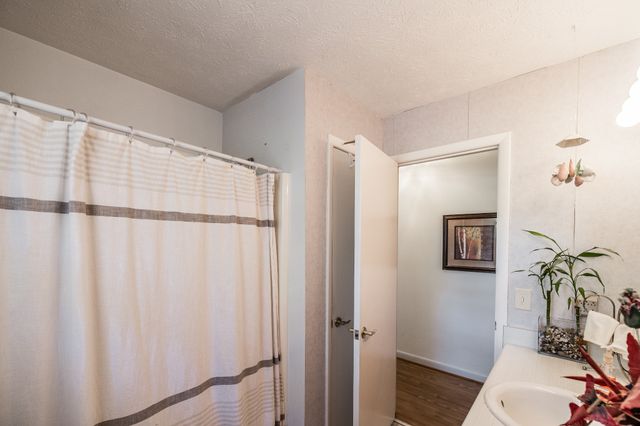 204 Bryan House Dr, Goodlettsville, TN 37072
