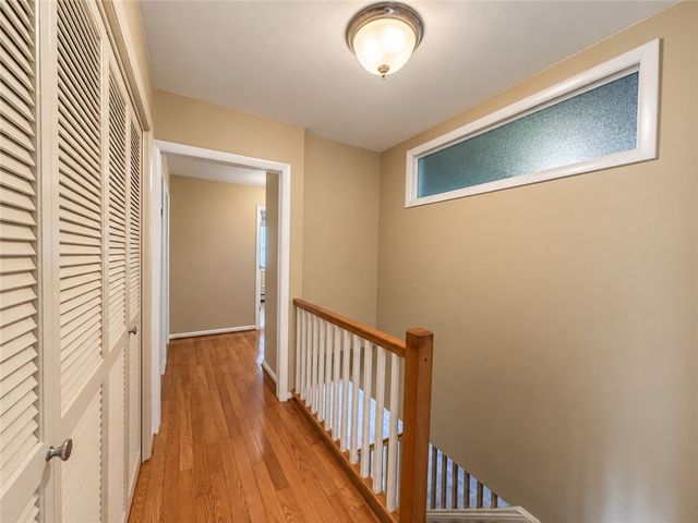 29 Rollingwood Dr, Perinton, NY 14534