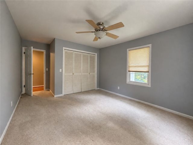 29 Rollingwood Dr, Perinton, NY 14534