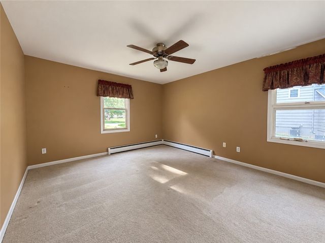 29 Rollingwood Dr, Perinton, NY 14534