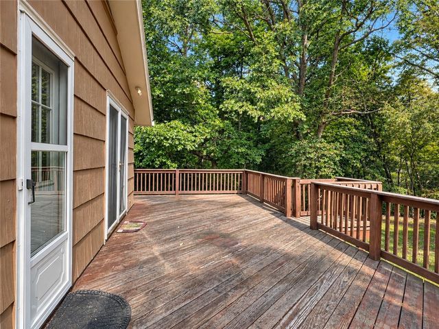 29 Rollingwood Dr, Perinton, NY 14534
