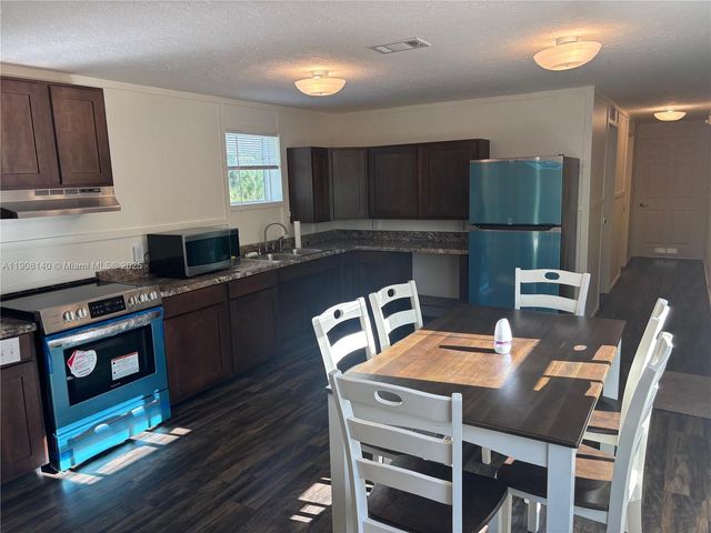 430 S ROMERO ST, Clewiston, FL 33440