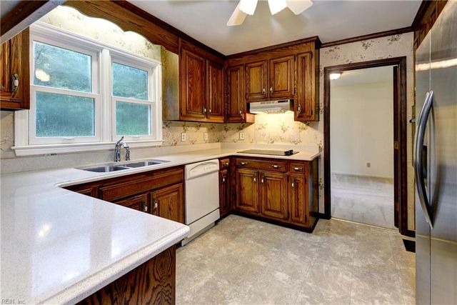 13163 Bethany Church RD, Smithfield, VA 23430