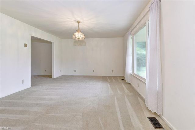 13163 Bethany Church RD, Smithfield, VA 23430