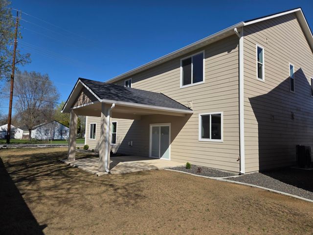 12704 E Desmet Ave, Spokane Valley, WA 99216