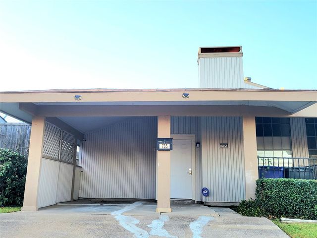 735 Arrowhead Circle, Garland, TX 75043