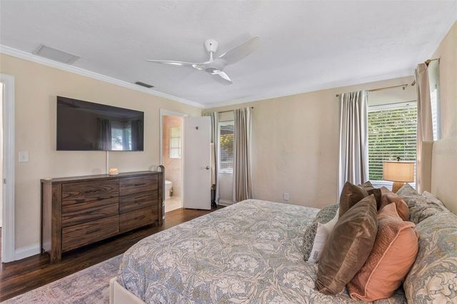 301 26TH STREET W, Bradenton, FL 34205