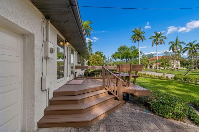 301 26TH STREET W, Bradenton, FL 34205