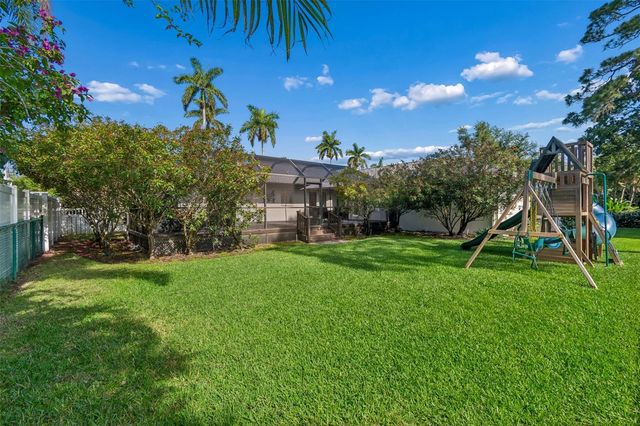 301 26TH STREET W, Bradenton, FL 34205