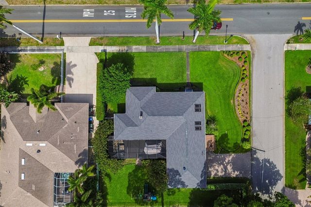 301 26TH STREET W, Bradenton, FL 34205