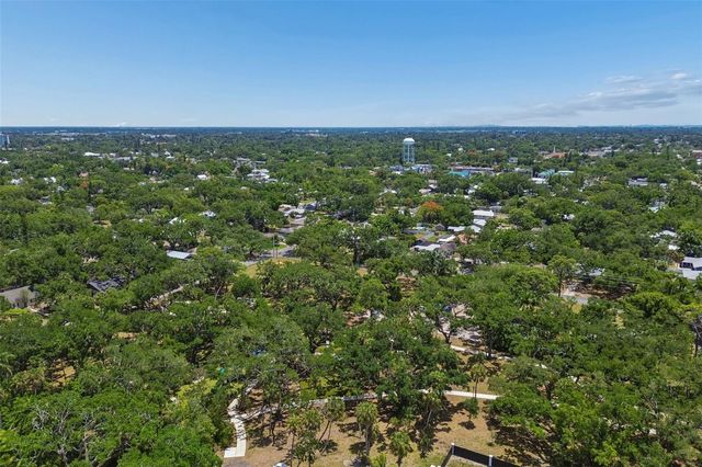 301 26TH STREET W, Bradenton, FL 34205