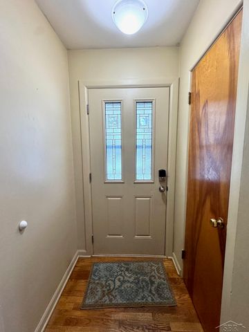 2581 Valley Drive, Saginaw Twp, MI 48603