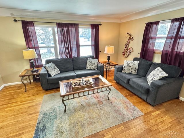 2581 Valley Drive, Saginaw Twp, MI 48603