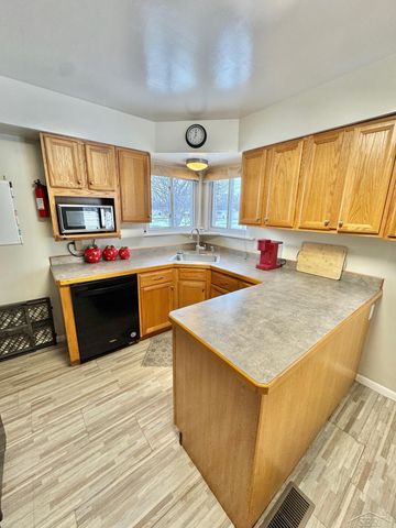 2581 Valley Drive, Saginaw Twp, MI 48603