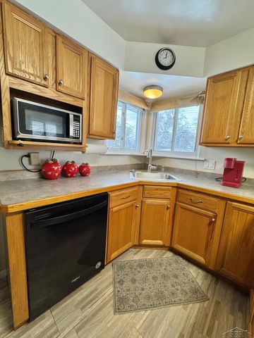 2581 Valley Drive, Saginaw Twp, MI 48603