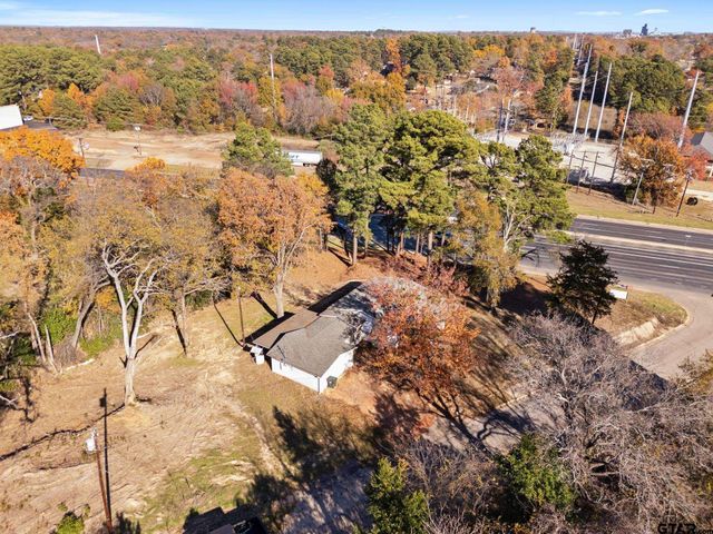 3819 Old Chandler, Tyler, TX 75702
