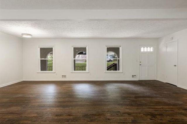 1019 Crestwood Lane, Stone Mountain, GA 30087