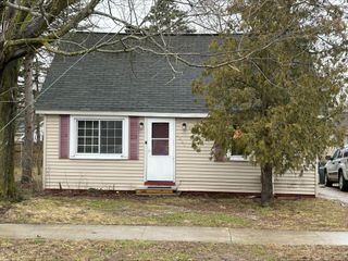 1381 Madison Street, Muskegon, MI 49442