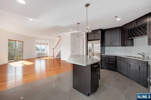 93 palisade, Cliffside Park, NJ 07010