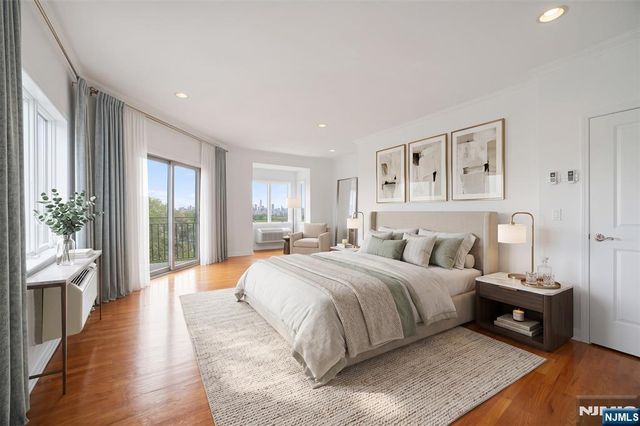 93 palisade, Cliffside Park, NJ 07010